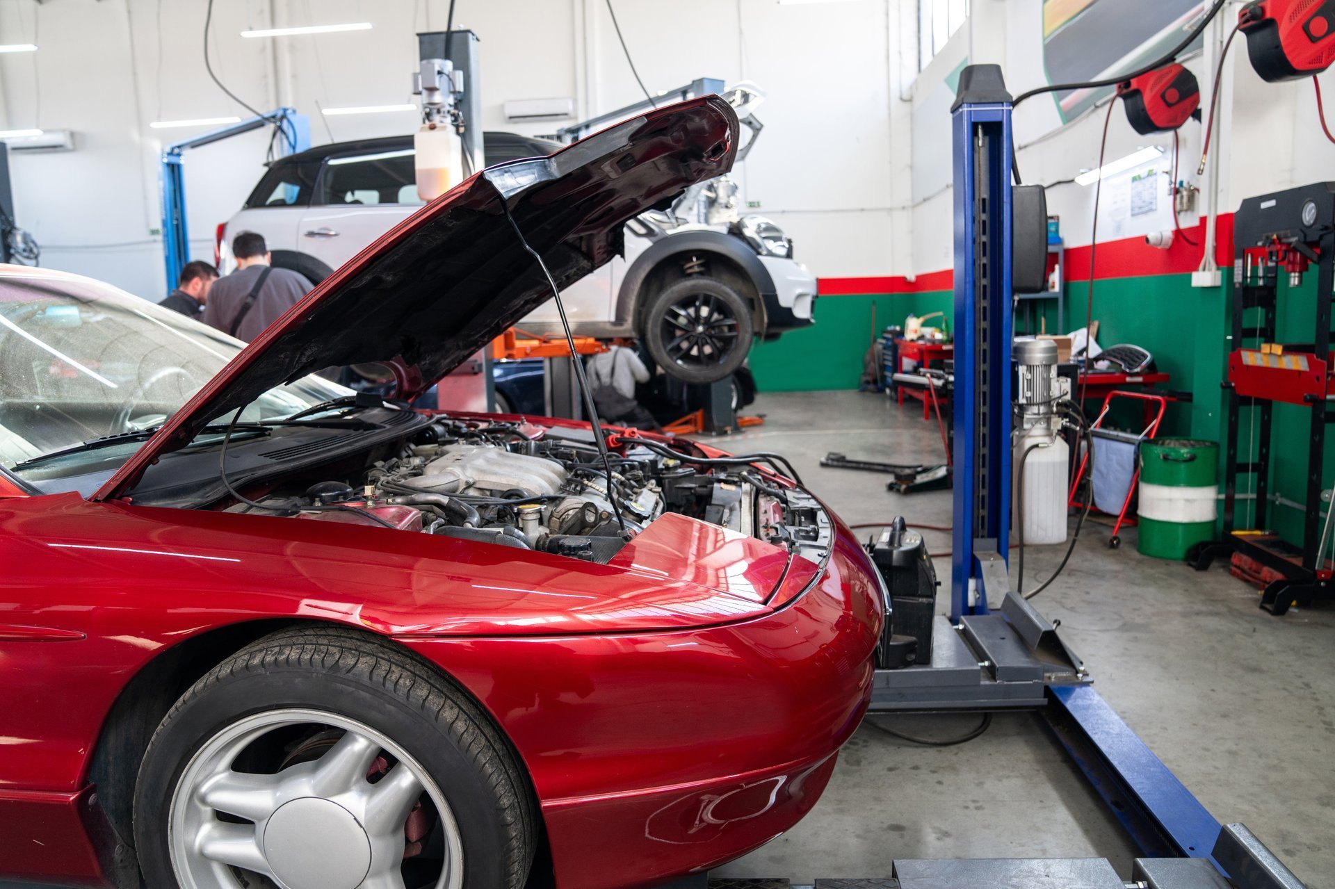 Antillon Automotive Service Workshop